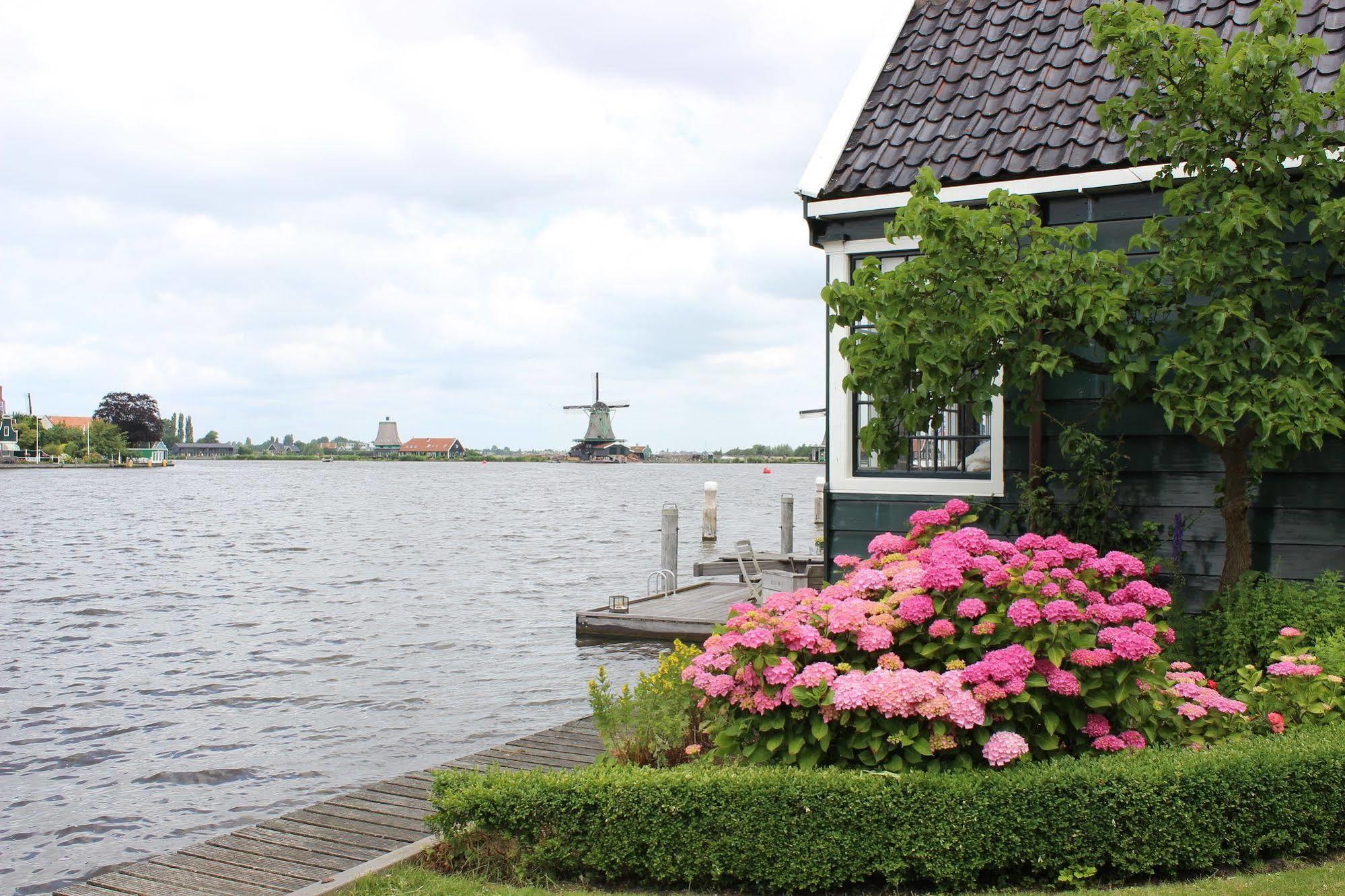 Stay Overnight At Windmill Village Zaanse Schans - Amsterdam Zaandam Exterior foto